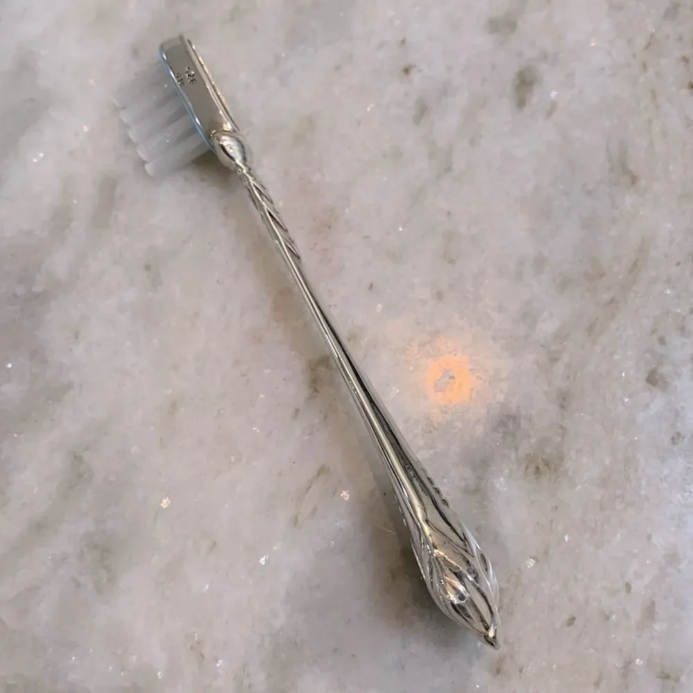 .952 Sterling Silver Blue Toothbrush